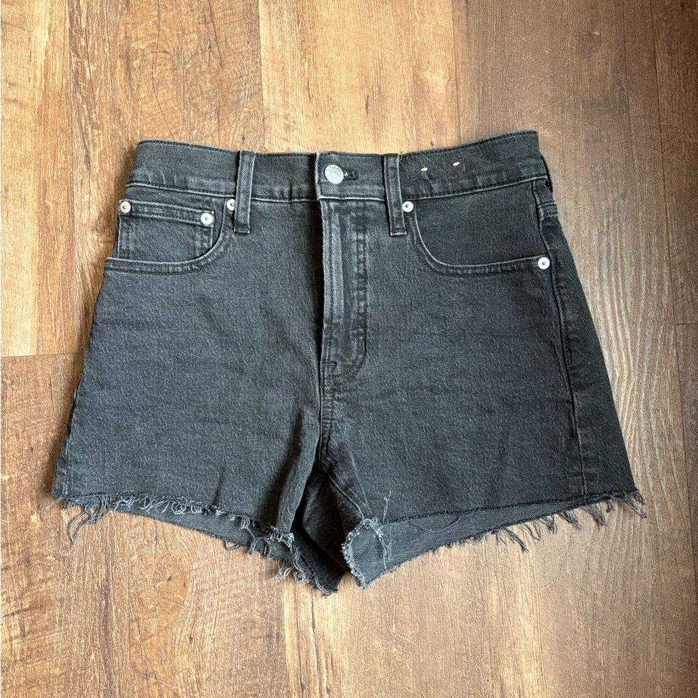 Madewell Perfect Vintage Short size 25
